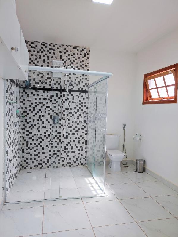 Chácara à venda no bairro Chácaras de Recreio Santa Helena: WC SUÍTE 1