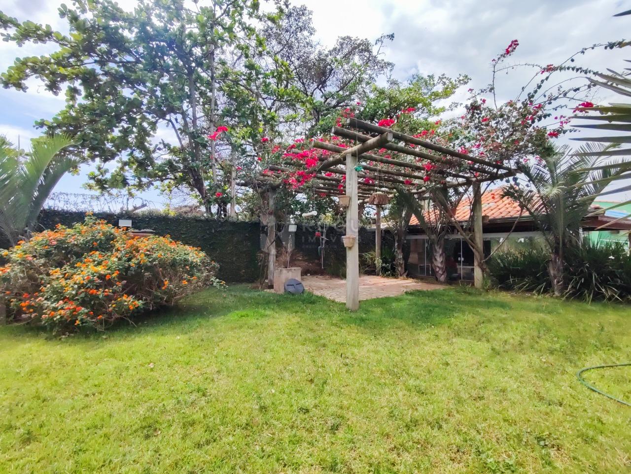 Chácara à venda no bairro Chácaras de Recreio Santa Helena: PERGOLADO