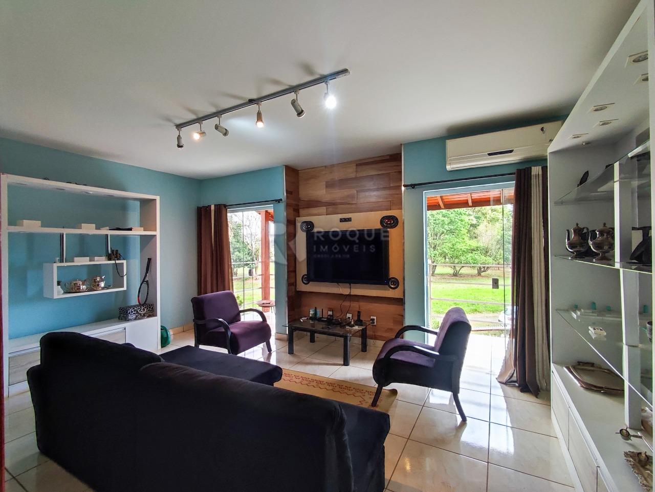 Chácara à venda no bairro Chácaras de Recreio Santa Helena: SALA DE TV