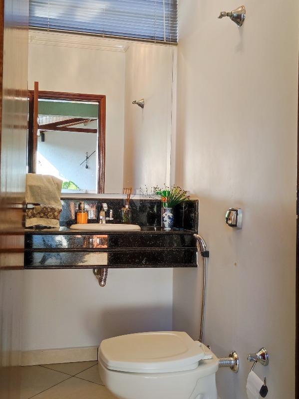 Chácara à venda no bairro Estância Eldorado: BANHEIRO SOCIAL