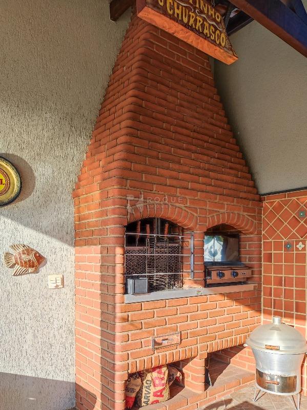 Chácara à venda no bairro Estância Eldorado: CHURRASQUEIRA