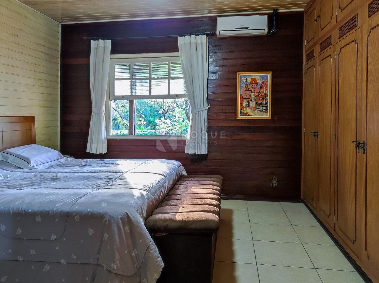 Chácara à venda no bairro Estância Eldorado: SUÍTE