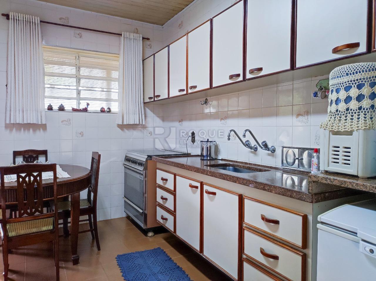 Chácara à venda no bairro Estância Eldorado: COZINHA