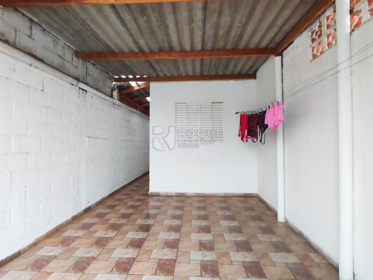 Casa Comercial à venda no bairro Jardim Ouro Verde: GARAGEM