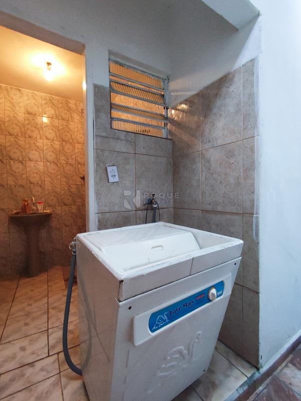 Casa Comercial à venda no bairro Jardim Ouro Verde: LAVANDERIA