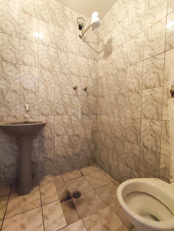 Casa Comercial à venda no bairro Jardim Ouro Verde: BANHEIRO SOCIAL