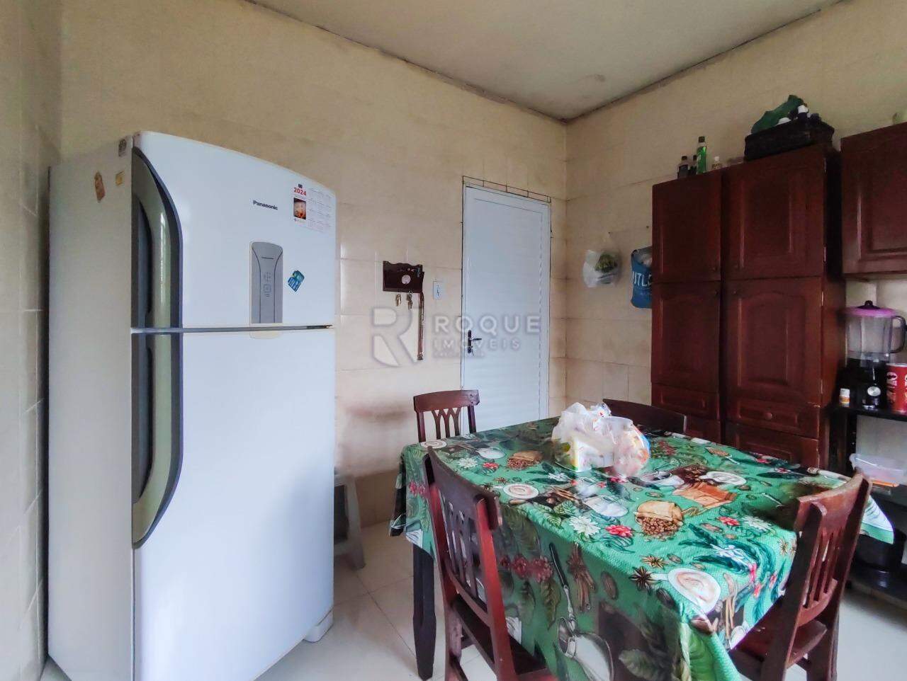 Casa Residencial à venda no bairro Estância Jardim: COZINHA