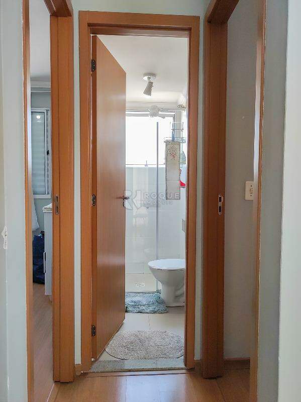Apartamento à venda no bairro Residencial Morada das Acácias: CORREDOR INTERNO