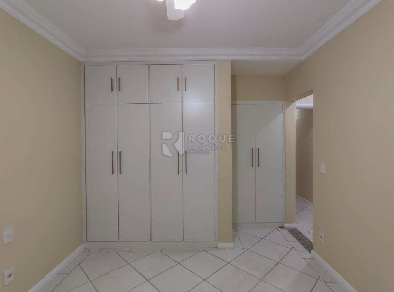 Apartamento para aluguel no bairro Jardim Nova Itália: Dormitório 2 suíte 