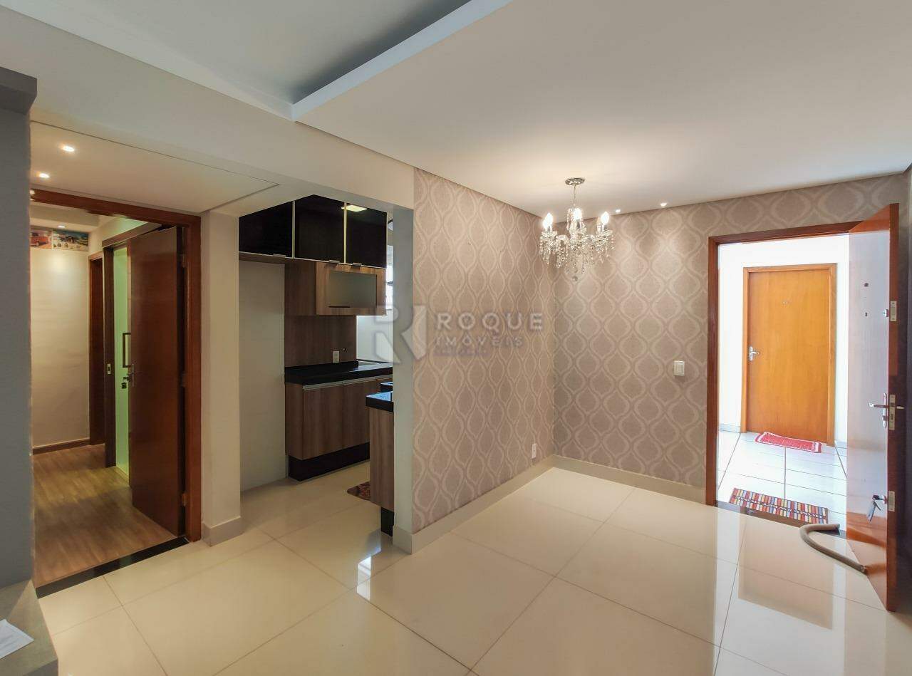 Apartamento para aluguel no bairro Vila Labaki: Sala 