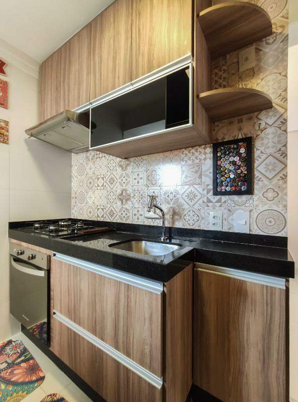 Apartamento para aluguel no bairro Vila Labaki: Cozinha 