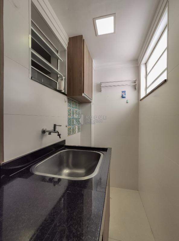 Apartamento para aluguel no bairro Vila Labaki: Área de serviço 