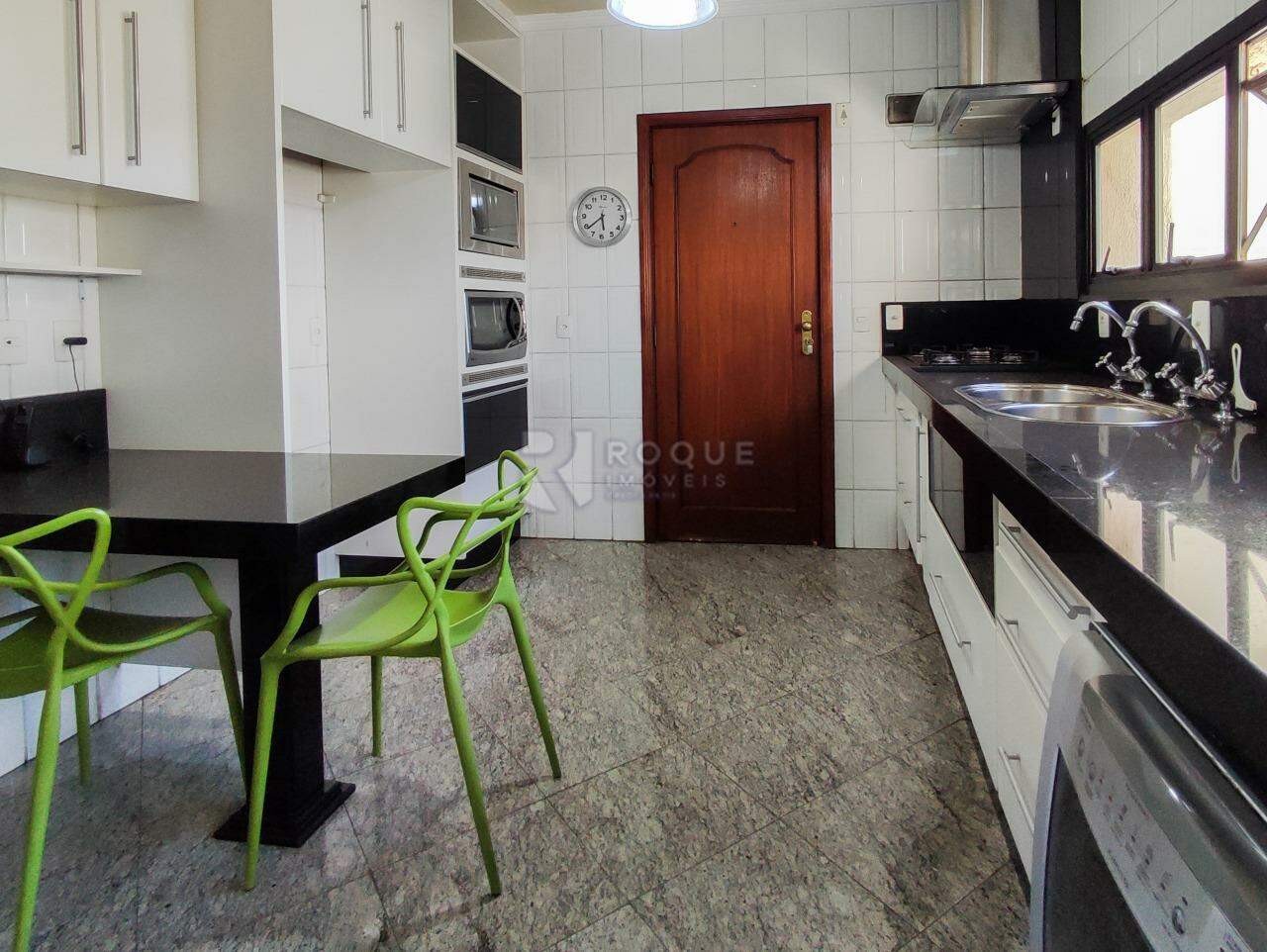 Apartamento à venda no bairro Centro: COZINHA
