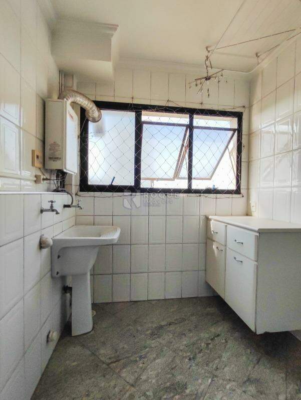 Apartamento à venda no bairro Centro: LAVANDERIA