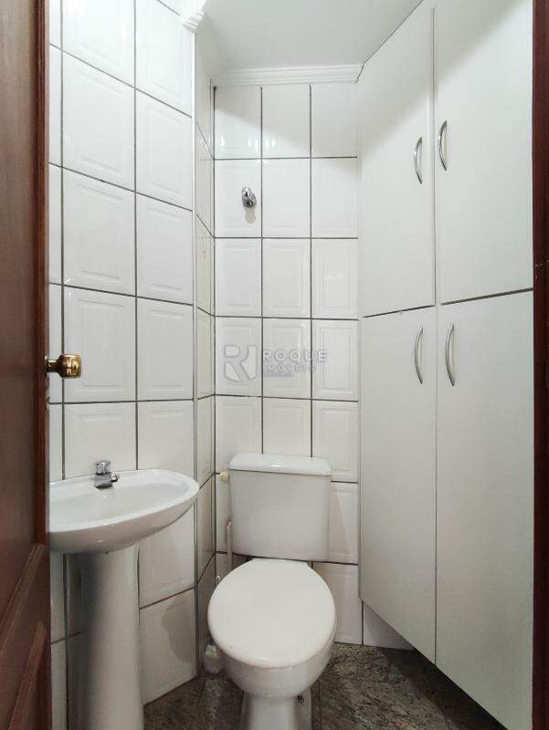 Apartamento à venda no bairro Centro: BANHEIRO SOCIAL