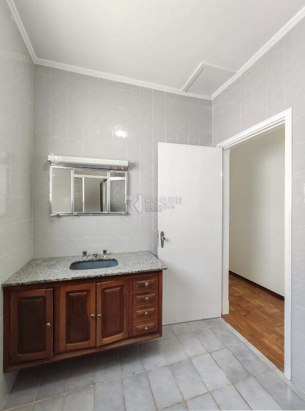 Casa Residencial para aluguel no bairro Vila Claudia: WC social