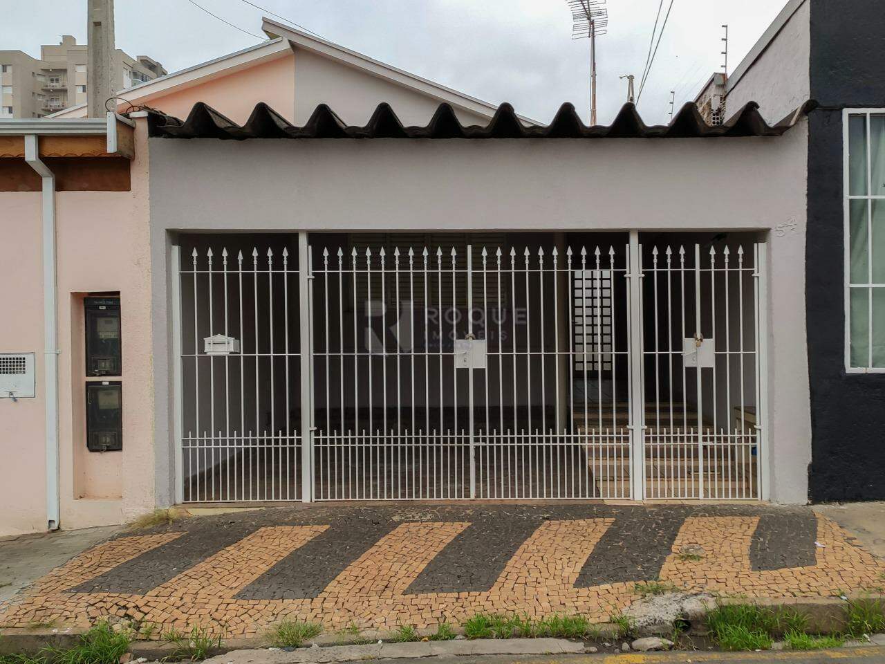 Casa Residencial para aluguel no bairro Vila Claudia: Fachada 