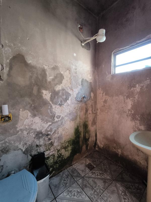 Casa Residencial à venda no bairro Jardim Residencial Recanto Alvorada: BANHEIRO SOCIAL EDÍCULA