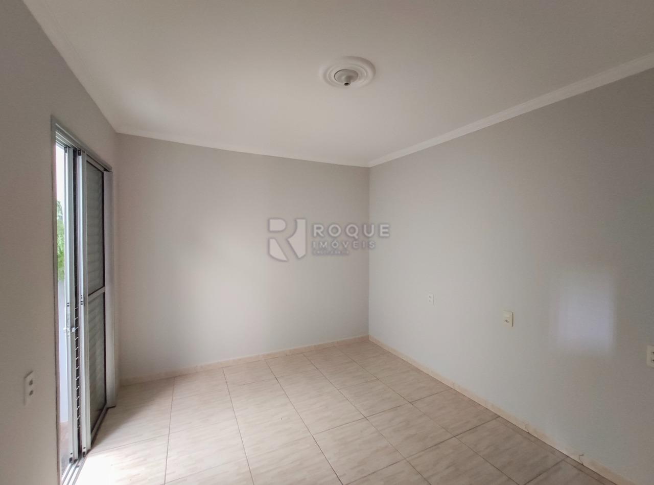 Casa Residencial para aluguel no bairro Jardim Nova Europa: Dormitório 2 Suíte 