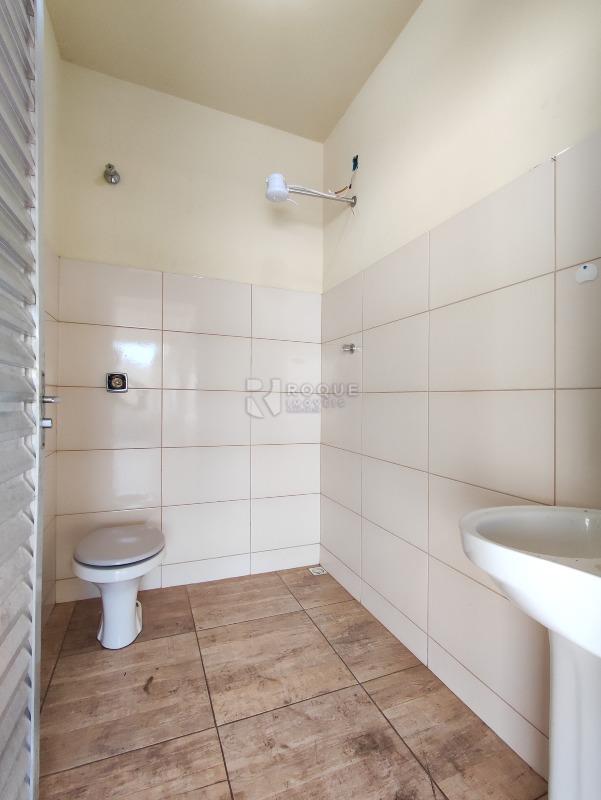 Área de Lazer à venda no bairro Jardim dos Jequitibás: BANHEIRO MASCULINO