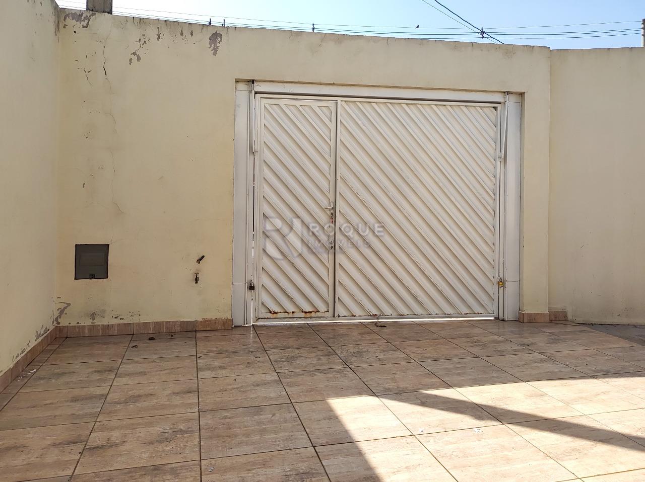 Área de Lazer à venda no bairro Jardim dos Jequitibás: ENTRADA