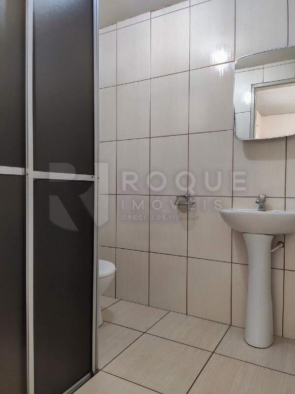 Casa Residencial para aluguel no bairro Jardim Morro Azul: WC social