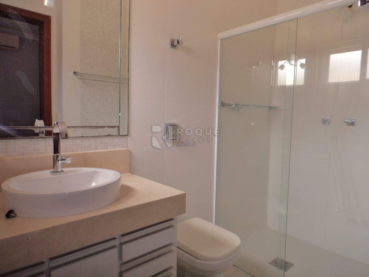 Casa em condomínio para aluguel no bairro Jardim Residencial Monsenhor Rossi: WC dormitório 2