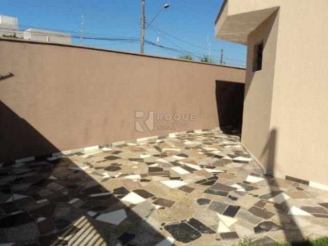 Casa Residencial à venda no bairro Chácaras Antonieta: Garagem Casa 2