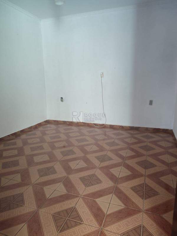 Casa Comercial à venda no bairro PARQUE CESARINO BORBA: 