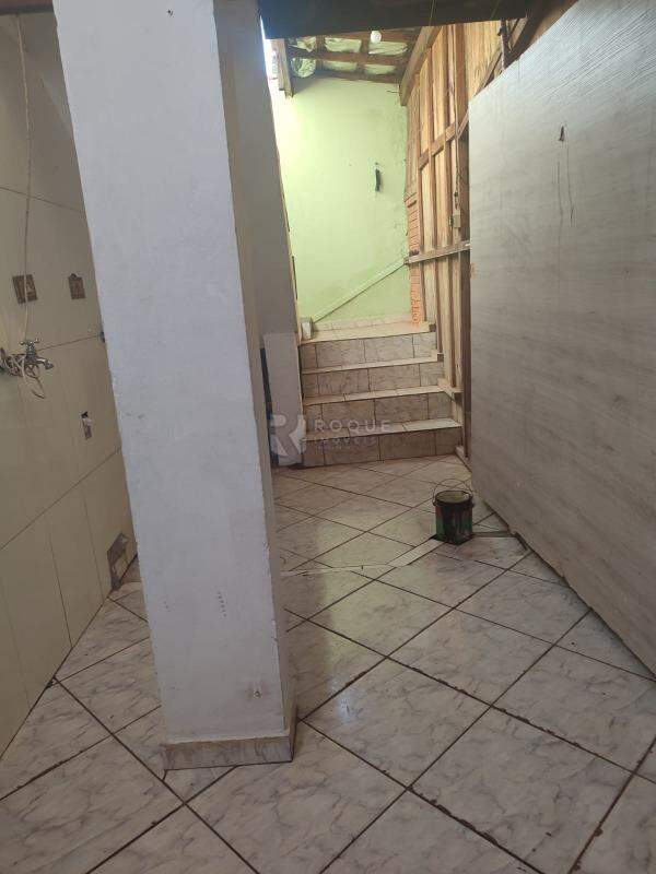 Casa Comercial à venda no bairro PARQUE CESARINO BORBA: 
