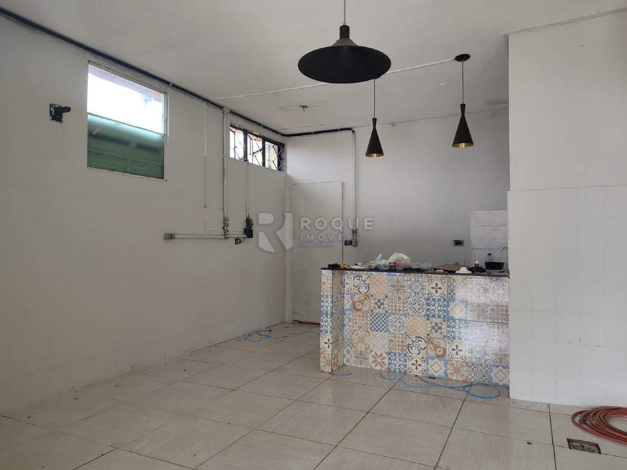 Casa Comercial à venda no bairro PARQUE CESARINO BORBA: 