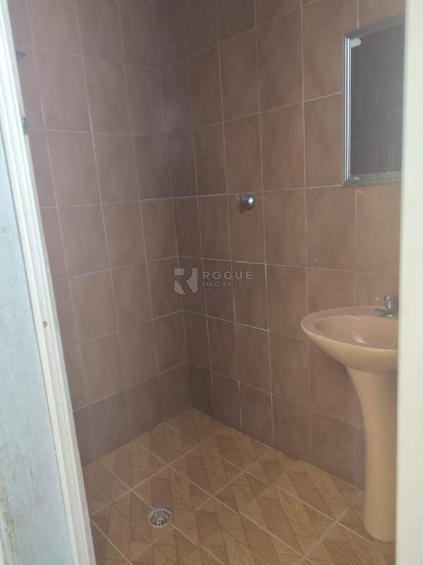 Casa Comercial à venda no bairro PARQUE CESARINO BORBA: 
