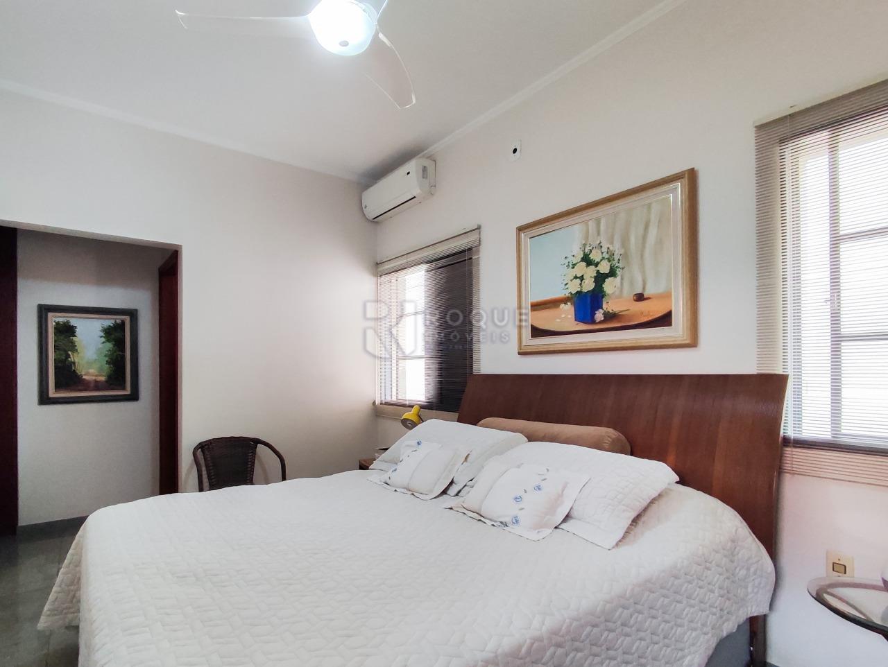 Casa Residencial à venda no bairro Vila Claudia: SUÍTE 1