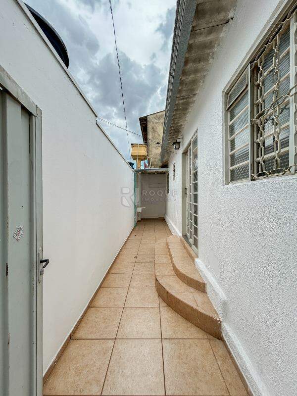 Casa Residencial para aluguel no bairro Jardim Morro Azul: Corredor 