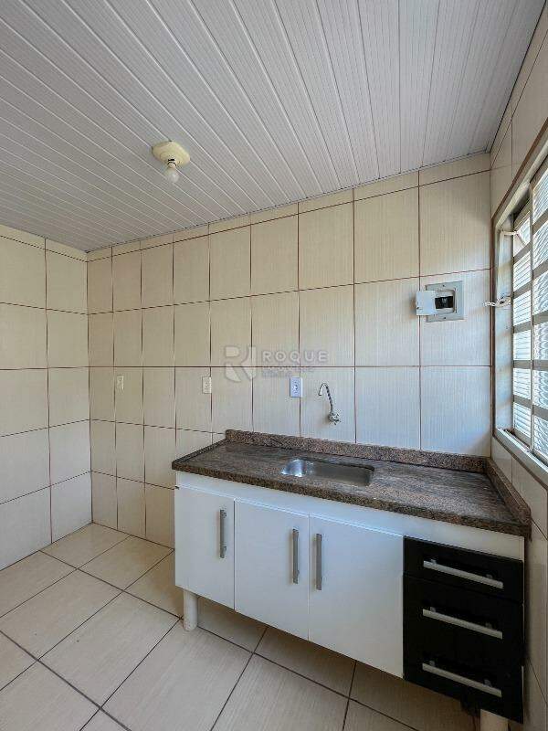 Casa Residencial para aluguel no bairro Jardim Morro Azul: Cozinha 