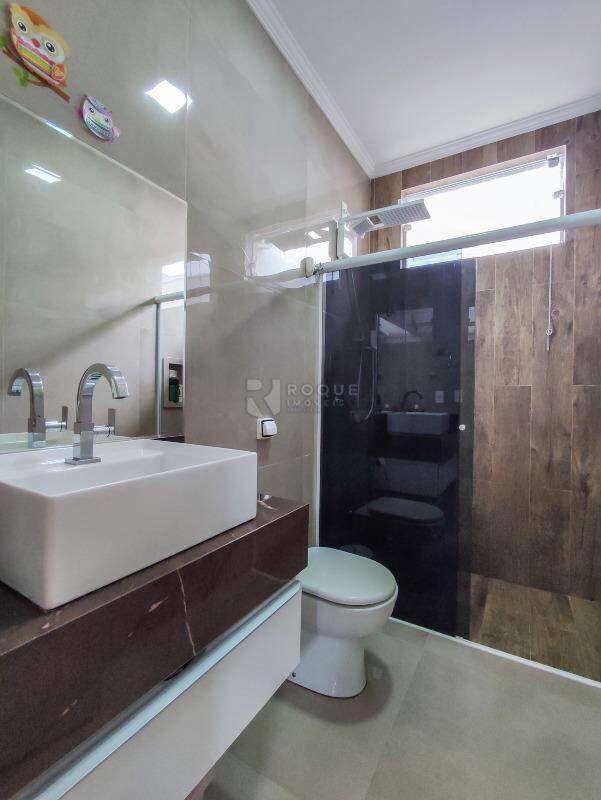 Casa Residencial à venda no bairro Jardim Santa Adélia: WC SUÍTE