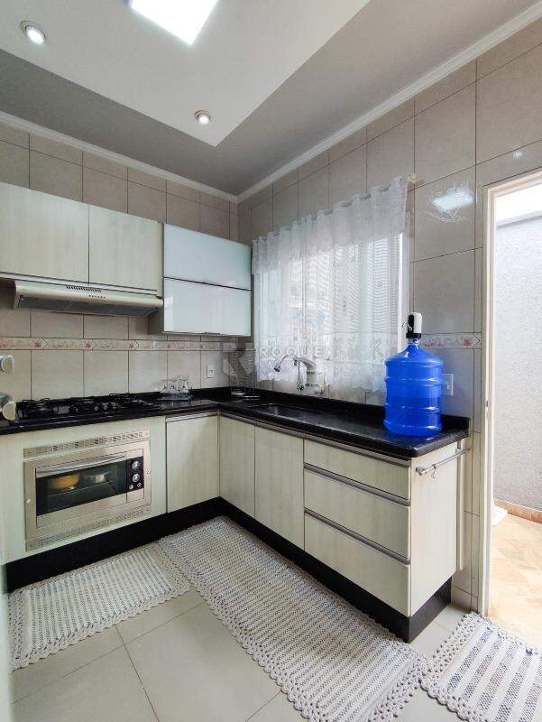 Casa Residencial à venda no bairro Jardim Santa Adélia: COZINHA