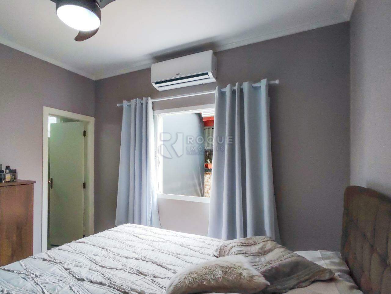 Casa Residencial à venda no bairro Jardim Santa Adélia: SUÍTE