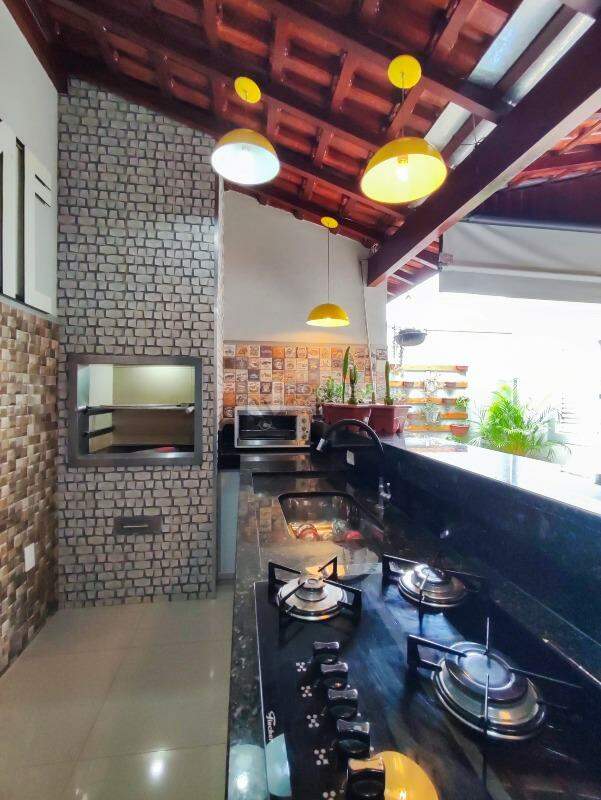 Casa Residencial à venda no bairro Jardim Santa Adélia: CHURRASQUEIRA