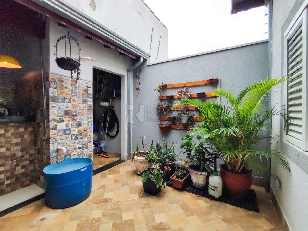 Casa Residencial à venda no bairro Jardim Santa Adélia: JARDIM