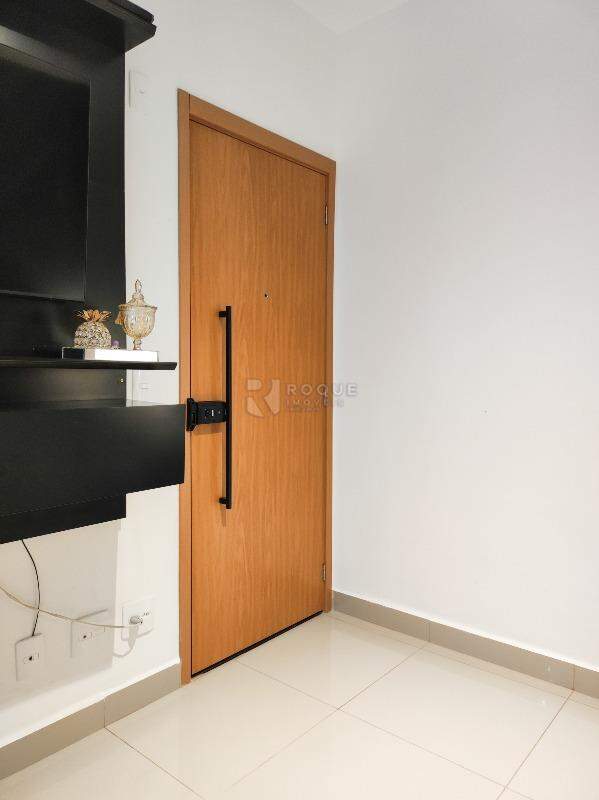 Apartamento à venda no bairro Jardim Campo Belo: ENTRADA