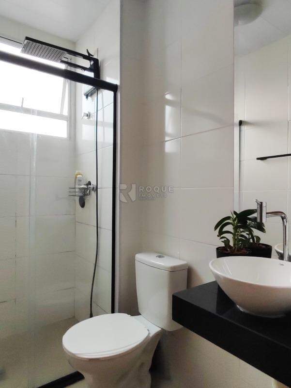 Apartamento à venda no bairro Jardim Campo Belo: BANHEIRO SOCIAL