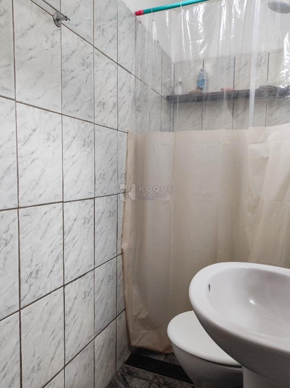 Prédio Comercial à venda no bairro Jardim Boa Esperança: BANHEIRO SOCIAL CASA 1