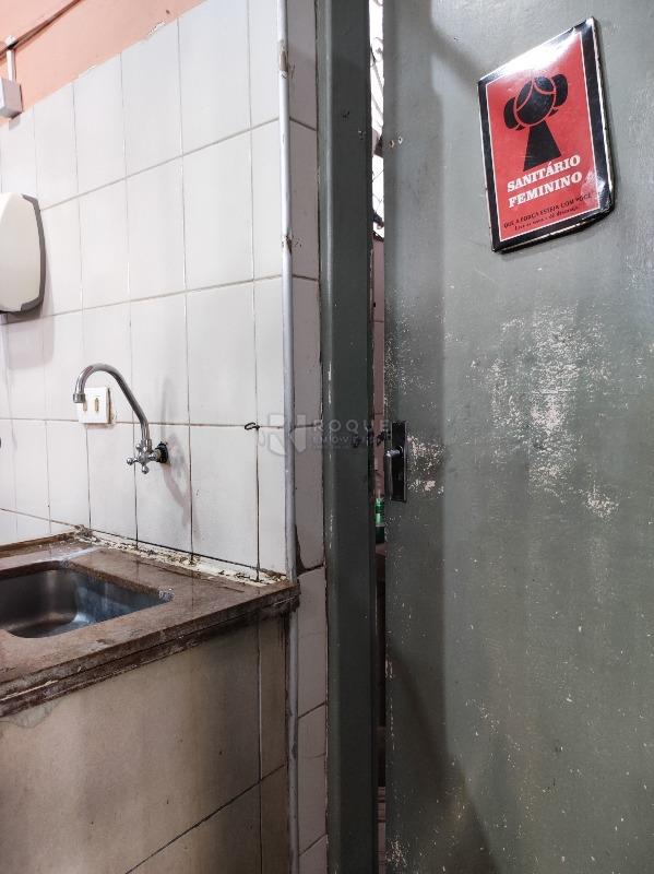 Prédio Comercial à venda no bairro Jardim Boa Esperança: LAVATÓRIO