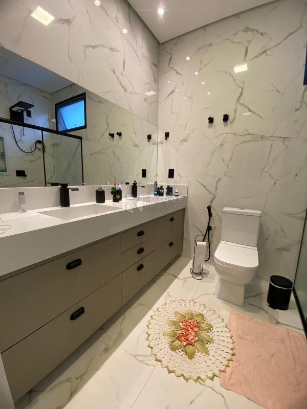 Casa em condomínio à venda no bairro Village Limeira: 