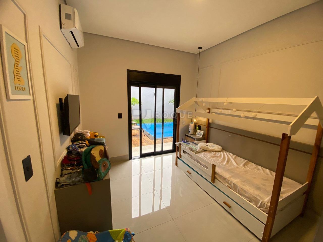 Casa em condomínio à venda no bairro Village Limeira: 