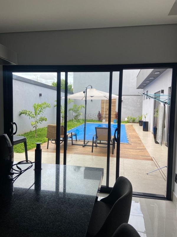 Casa em condomínio à venda no bairro Village Limeira: 