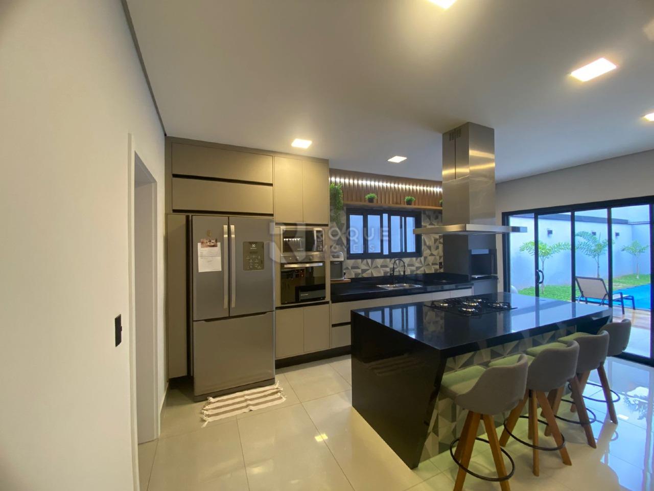 Casa em condomínio à venda no bairro Village Limeira: 