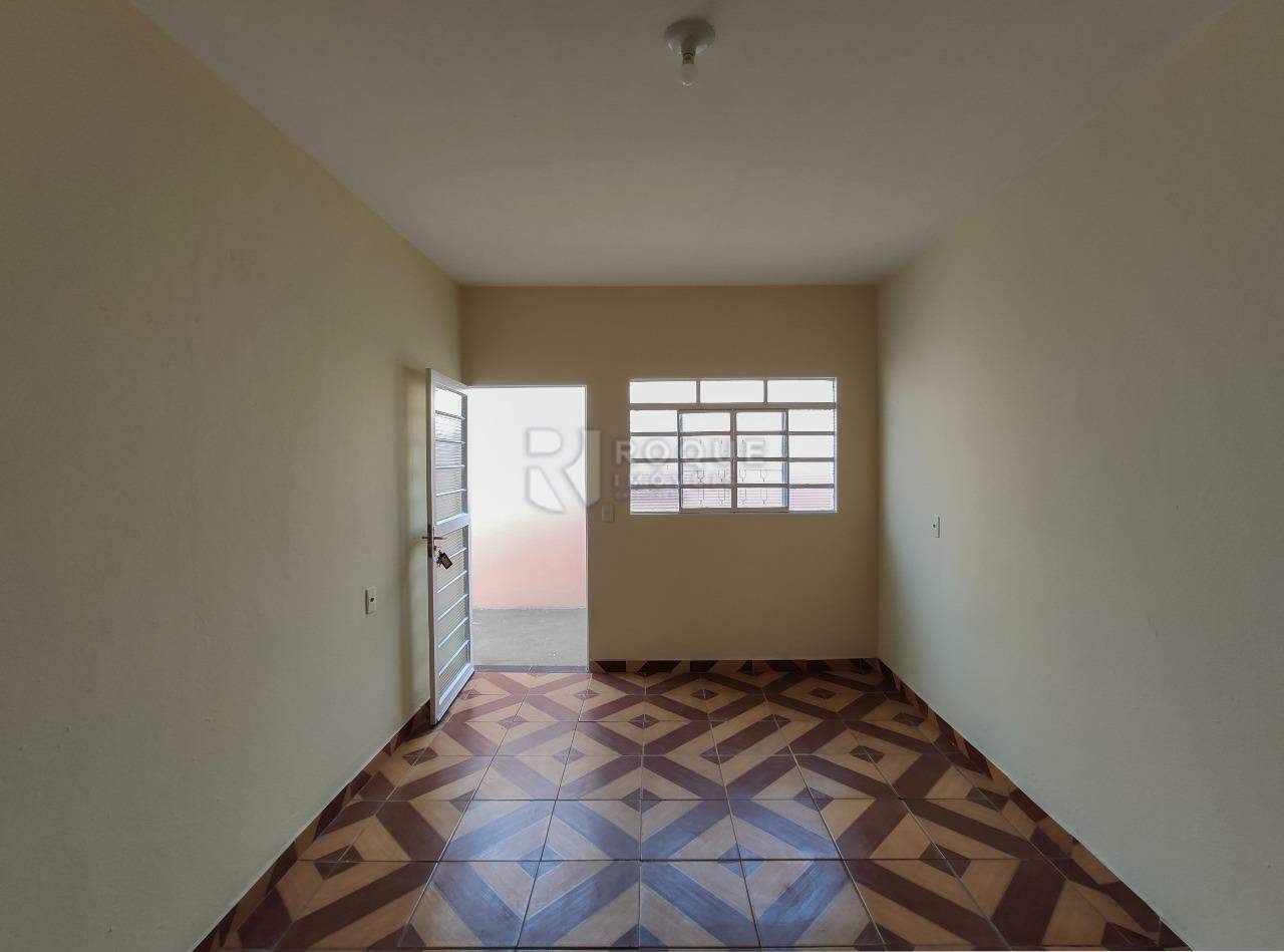 Casa Residencial à venda no bairro Parque Residencial Santa Eulália: Sala