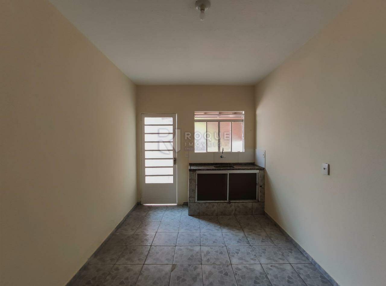 Casa Residencial à venda no bairro Parque Residencial Santa Eulália: Cozinha